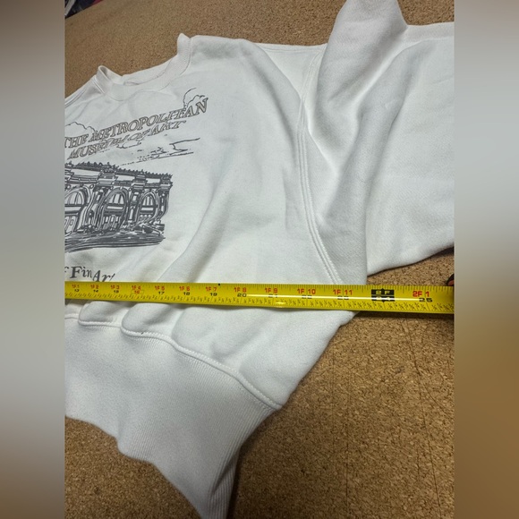 The MET Women's White Crew Neck Sweatshirt PACSUN - Picture 10 of 11